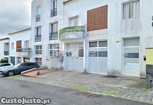 Espaço Comercial - Ponta Delgada
