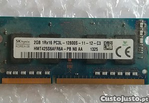 Memória RAM Portátil SK Hynix 2GB DDR3L 1600MHz (PC3L-12800S) - Excelente Estado
