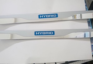 Logotipo embaladeira Toyota "Hybrid"