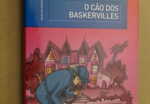 "O Cão dos Baskervilles" de Arthur Conan Doyle