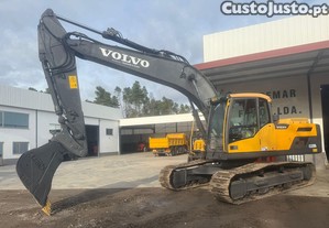 Girat�ria de marca Volvo de 24000Kg