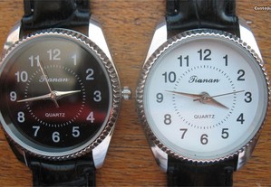 2 Relógios de Quartzo (1)