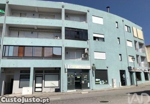 Loja / Estabelecimento Comercial em Valpaços e Sanfins de 260,00 m²