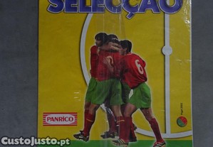 Caderneta de cromos de futebol vazia Bollycao Escolhe a tua seleco