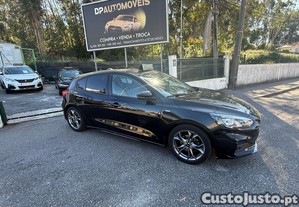 Ford Focus 1.0 EcoBoost ST-Line - 20