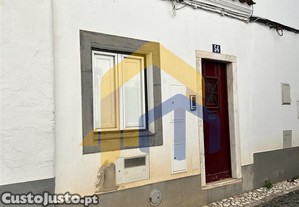 🏡 Moradia Trrea Em Banda T2 No Centro De Estremoz