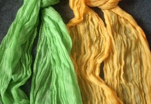 2 Echarpes algodão cores verde e amarelo