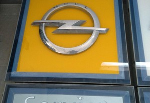 Reclame vídro Opel