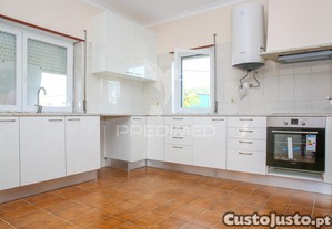 Moradia t2+2 remodela em arruda dos vinhos