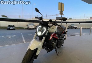 Benelli 302s como nova