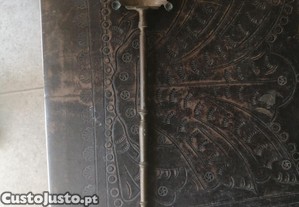 colher antiga de braseira