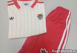 Equipamento criana Retro Benfica 6 anos