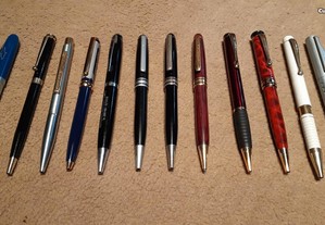 canetas de metal