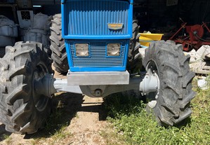 Trator 4x4 LANDINI DT9500 Special