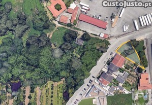 Terreno em Pedroso e Seixezelo de 390,00 m²