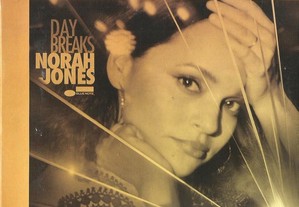 Norah Jones - Day Breaks