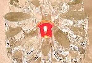 Castiçal flor vidro 12x6cm