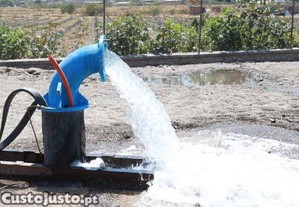 Furos de �gua ( r�pido ) Capta��o de �gua, e recupera��o de furos.