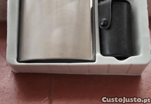 Garrafa de bolso em Ao inoxidvel