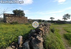 Armazém Rústico com Vista Mar para Recuperar Serra de Tavira