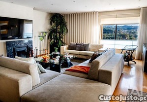 Apartamento T5 em Santo Tirso, Couto e Burgães de 240 m²