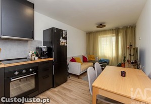 Apartamento T2 em São Sebastião