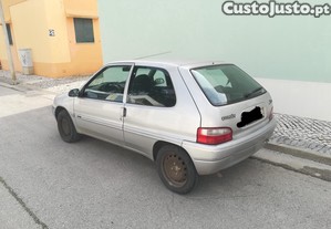 Citroën Saxo Comfort - 00