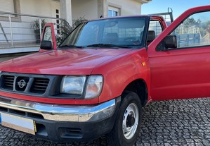 Nissan Pick Up Nissan Pick-up 2.5 D ano 2000