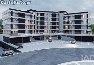 Loja / Estabelecimento Comercial em Pedrouços de 125,00 m²