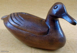 Pato em madeira 10x5cm