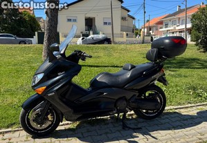 Yamaha TMAX - 09 - 09