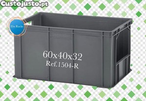 Caixas plstico 60x40x32 para organizao de stocks.