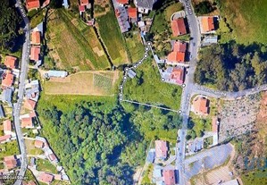 Terreno para construção em Aveiro de 3055,00 m²