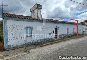 Quintinha em zona tranquila