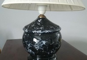 Candeeiro elétrico de mesa em cerâmica vidrada