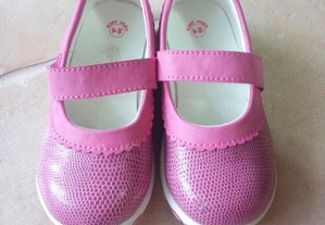 Sapatos menina cor de rosa