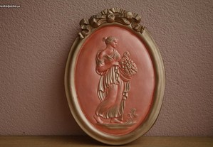 Placa em gesso pintado mulher Deusa Antiguidade