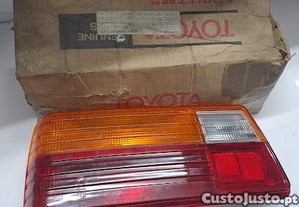 Toyota Starlet KP 61 farolim
