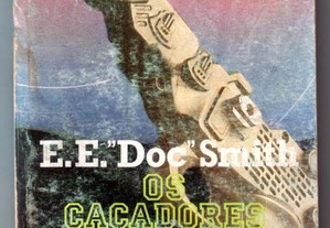 Os Caçadores do Espaço nº 337 de E. E. "Doc" Smith