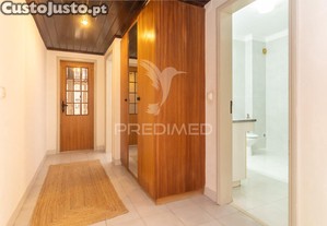Apartamento t2 com 2 marquises ,4 caminhos em setúbal.