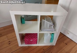 Estante de 4 cubos - N/Ref: 40