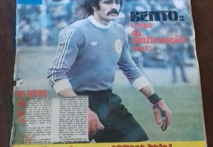 Revista Equipa n 64 de Abril de 1977. Capa Bento