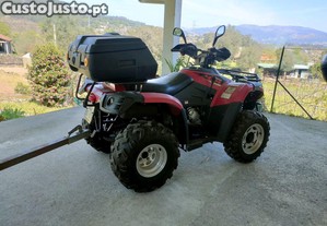 Linhai 300 com tração às 4