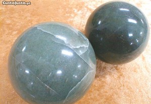 Bola de quartzo verde diam.8,5cm