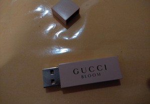 Pen drive Gucci NOVO 2GB