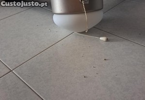 Candeeiro com ventoinha em cinza e prata