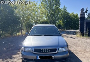 Audi A4 Audi A4 Carrinha 1.9TDi 110cv - 00