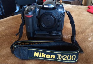 Nikon D200 + Sigma 18-50 f3.5-5.6 DC