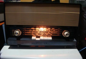radio de válvulas Philips