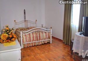 Casa / Villa T4 em Castelo Rodrigo de 50,00 m²